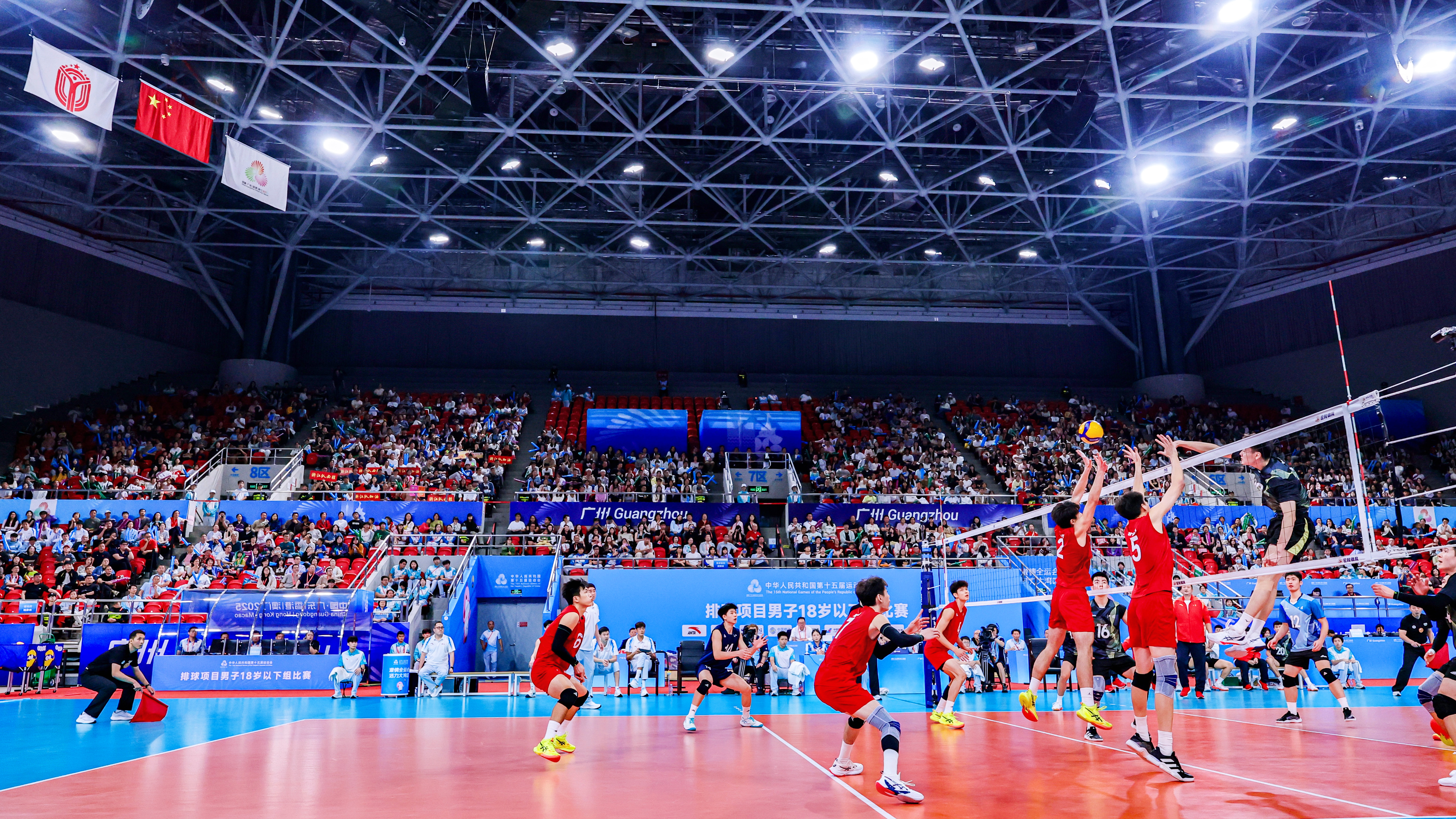 谱写全运出彩新篇，现场比分
交出完美答卷